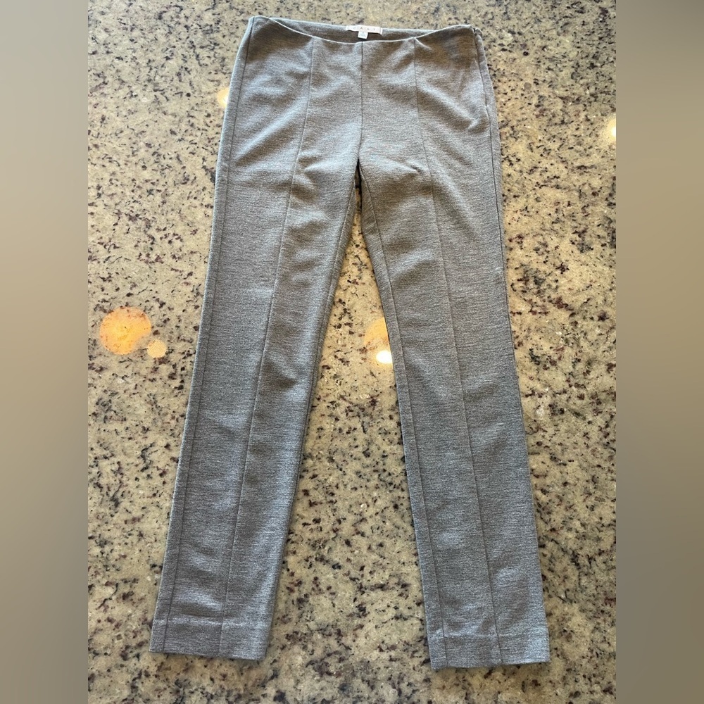 Women’s Cabi straight leg cropped stretch trouser size 4
